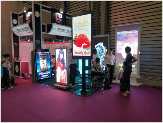 LED燈桿屏|智慧燈桿屏|立柱廣告機|LED廣告機|智慧路燈屏|燈桿廣告屏|燈桿屏 LED燈桿屏|智慧燈桿屏|立柱廣告機|LED廣告機|智慧路燈屏|燈桿廣告屏|燈桿屏